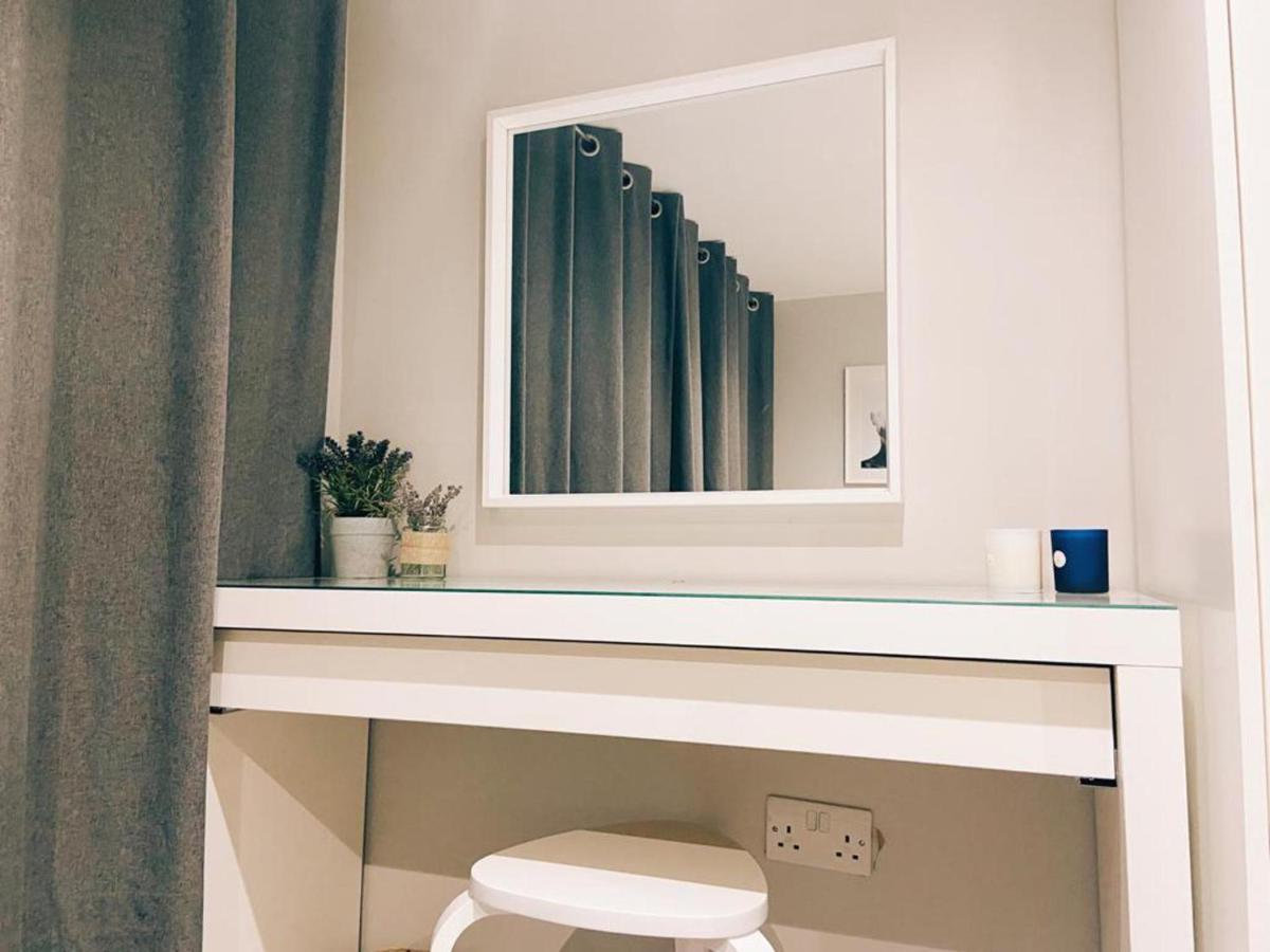 Beautiful 1-bed In Apartment *