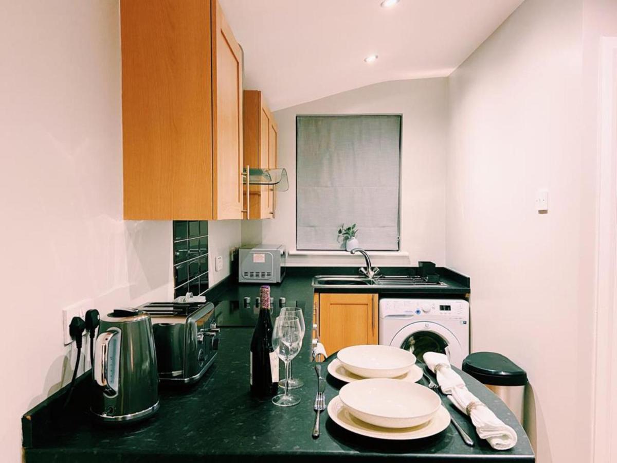 Beautiful 1-bed In Apartment *