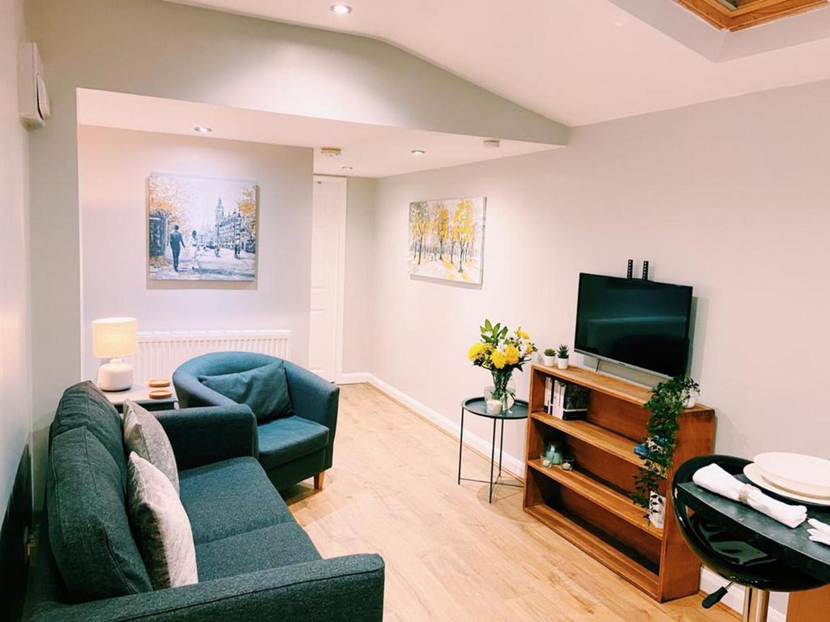 Beautiful 1-bed In